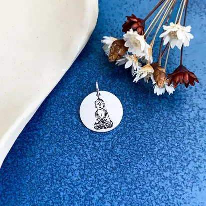 PINGENTE 1,5CM BUDA